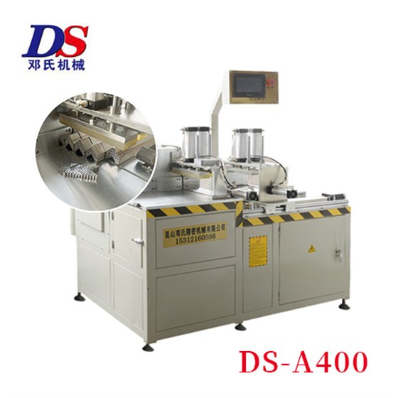 全自動鋁型材切割機 全自動鋁型材切割機